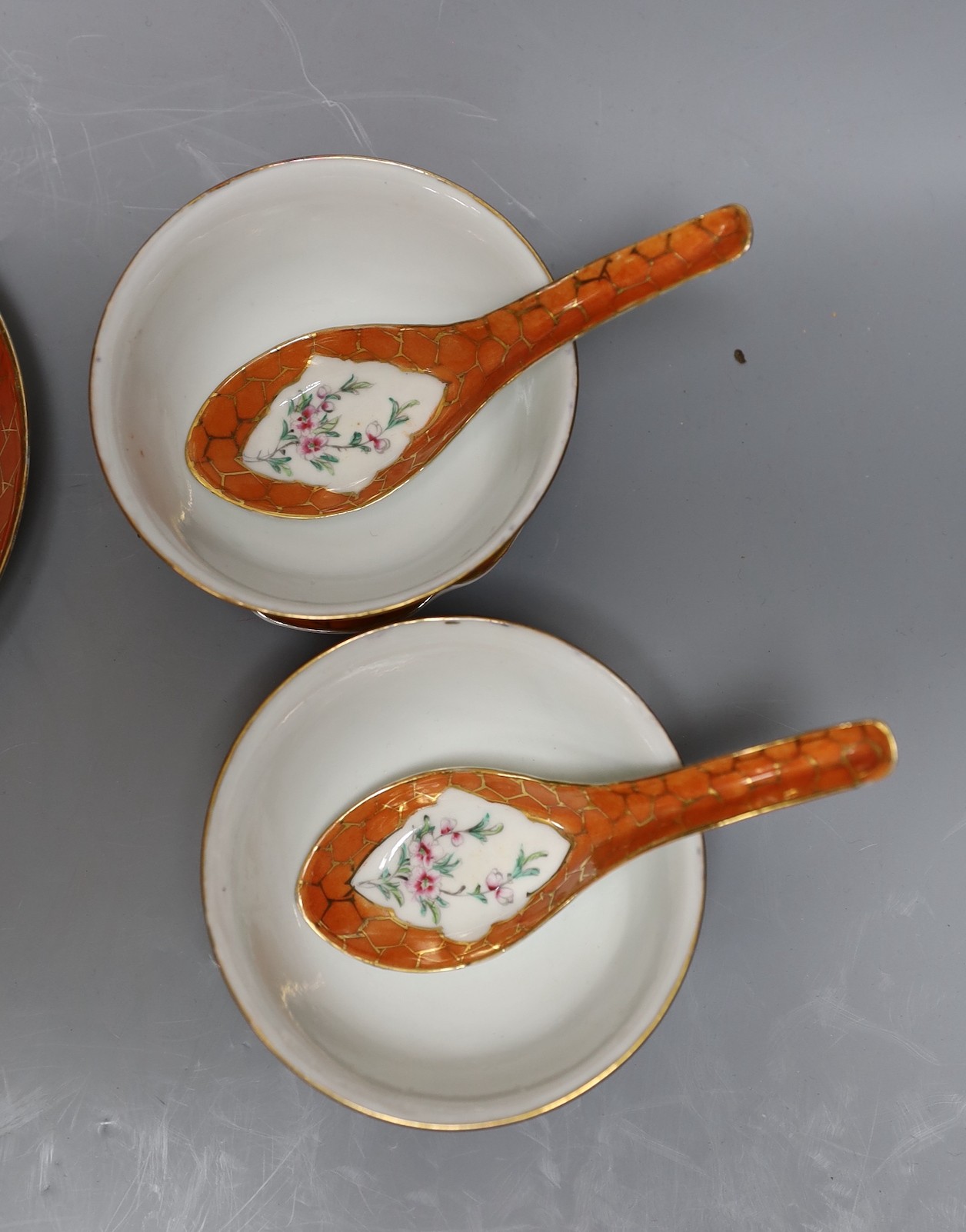 A Chinese Republic coral ground part set, vessel 10.5 cms high